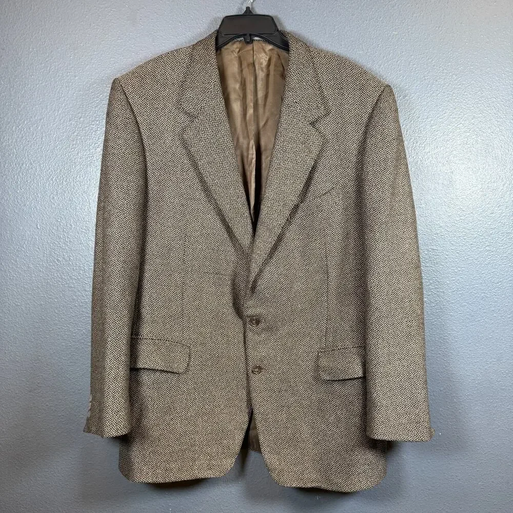 Ermenegildo Zegna eu56 men’s Beige suit jacket 20% Cashmere/80% Wool 2 dots